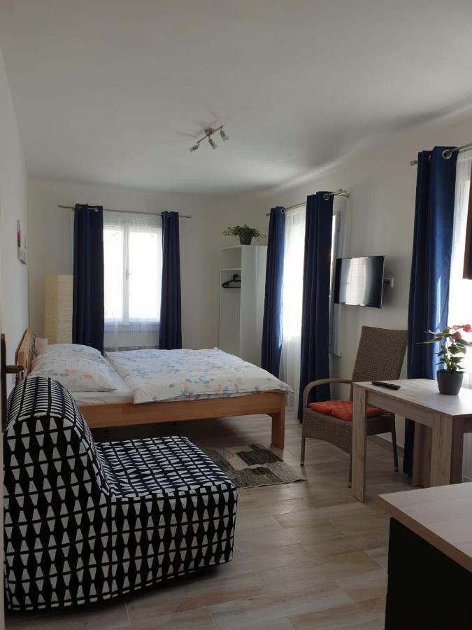 Penzion Sklar Nový Bor Exterior foto