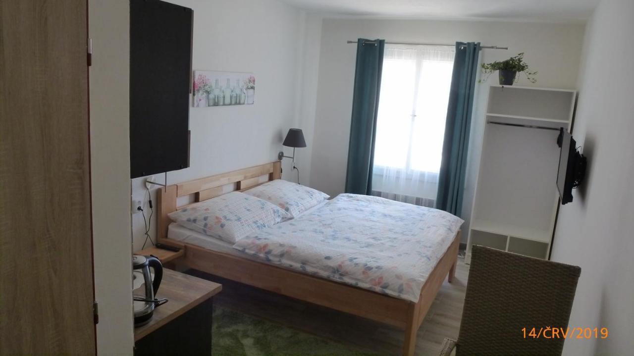 Penzion Sklar Nový Bor Exterior foto