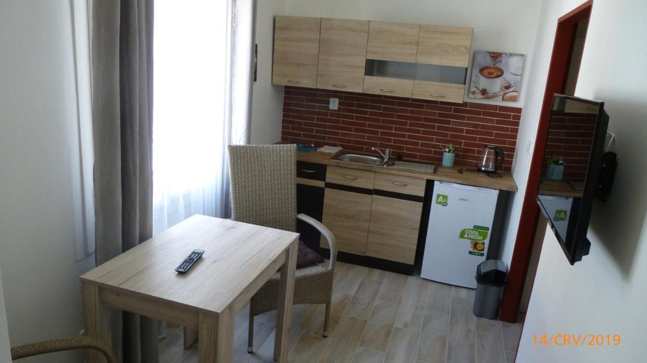 Penzion Sklar Nový Bor Exterior foto